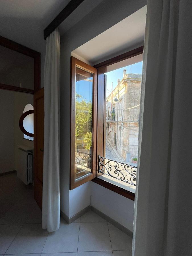 Dimora Alla Villa オストゥーニ エクステリア 写真